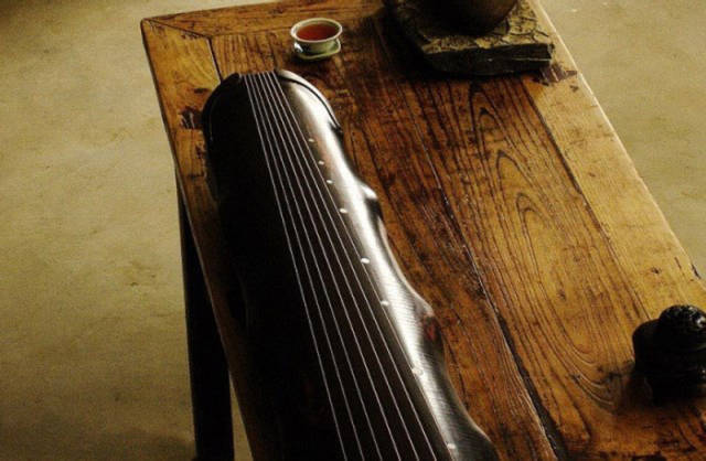 河池市古琴蕴含的传统文化，一把古琴制备出来要两年的时间